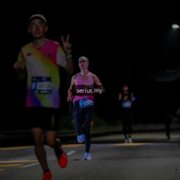 Runner Photo 3617753