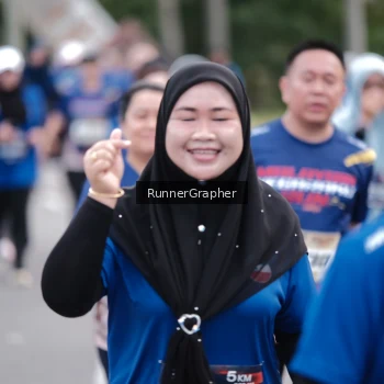 Runner Photo 3617897