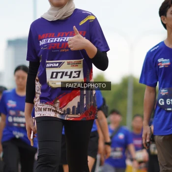 Runner Photo 3618012