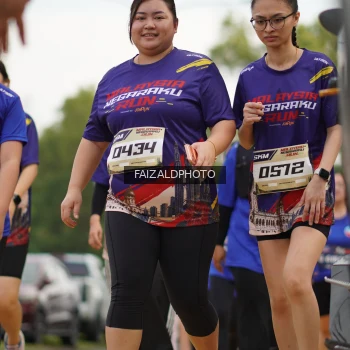 Runner Photo 3618039