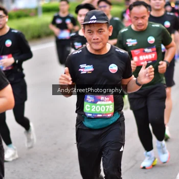 Runner Photo 3618056