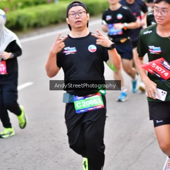 Runner Photo 3618073