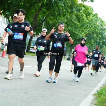 Runner Photo 3618080