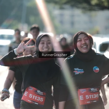 Runner Photo 3618101