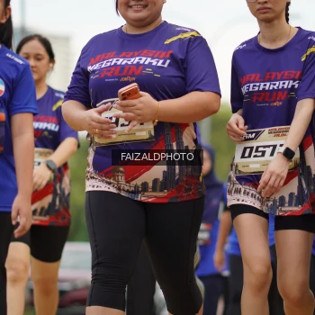 Runner Photo 3618109