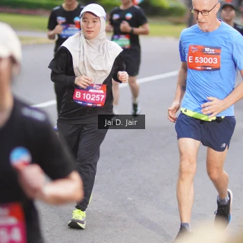 Runner Photo 3618114