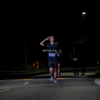 Runner Photo 3618115