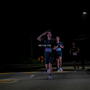 Runner Photo 3618144
