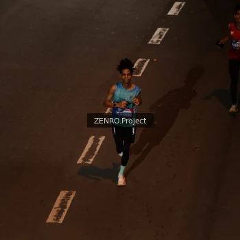 Runner Photo 3618173