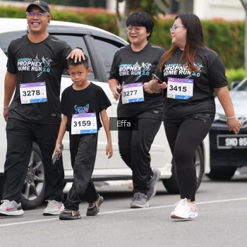 Runner Photo 3618192