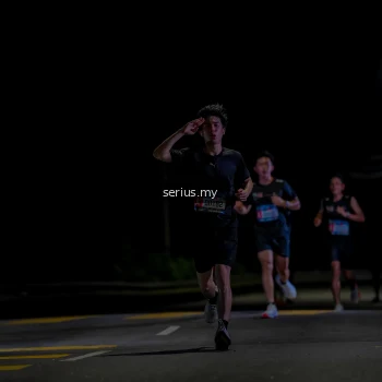 Runner Photo 3618195