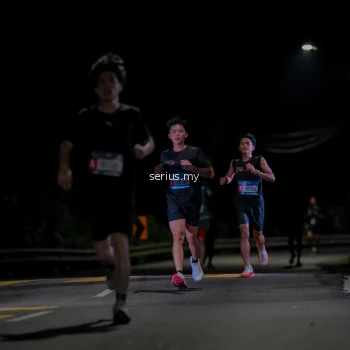 Runner Photo 3618214