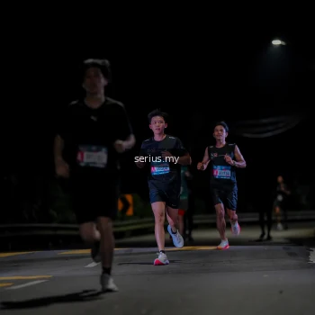 Runner Photo 3618217