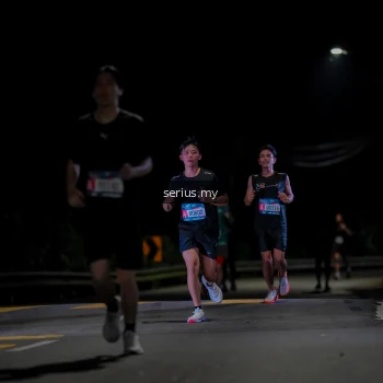 Runner Photo 3618223