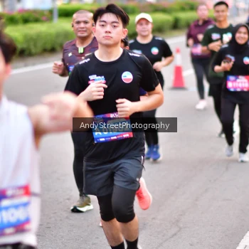Runner Photo 3618265