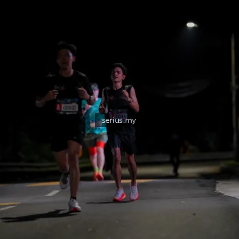 Runner Photo 3618276
