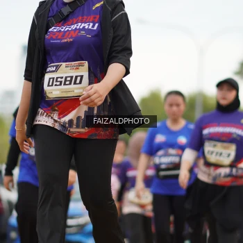 Runner Photo 3618313