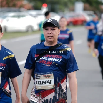 Runner Photo 3618315