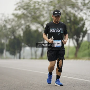 Runner Photo 3618481