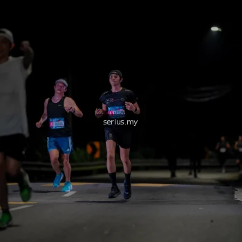 Runner Photo 3618557