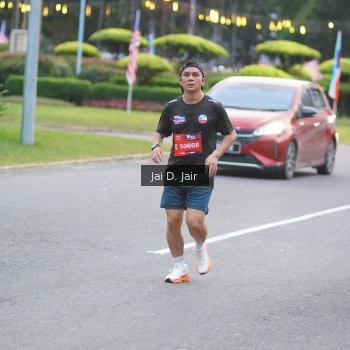 Runner Photo 3618591
