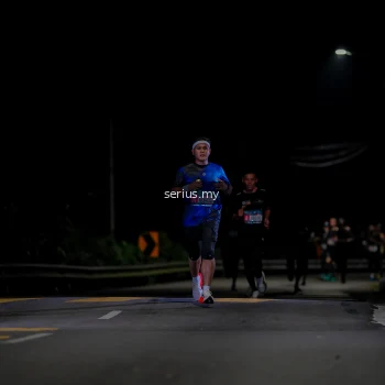 Runner Photo 3618592