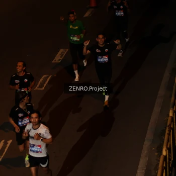 Runner Photo 3618621