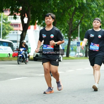 Runner Photo 3618645