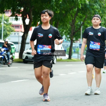 Runner Photo 3618661
