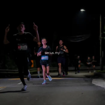 Runner Photo 3618691
