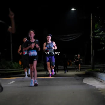 Runner Photo 3618713