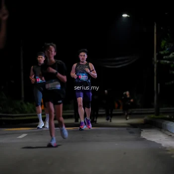Runner Photo 3618754
