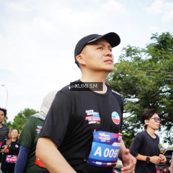 Runner Photo 3618794