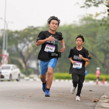 Runner Photo 3618813