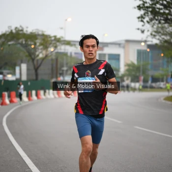 Runner Photo 3618835