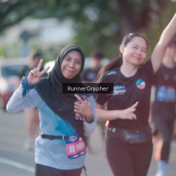 Runner Photo 3618871