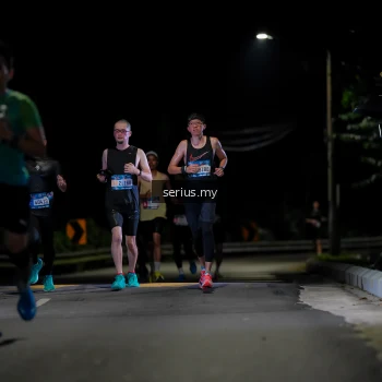 Runner Photo 3618899