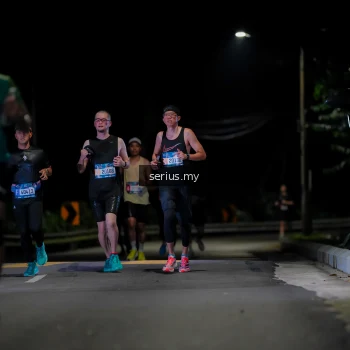 Runner Photo 3618918