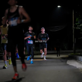 Runner Photo 3618945
