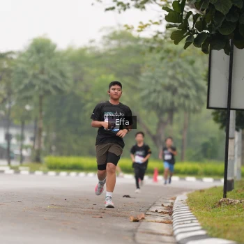 Runner Photo 3618949