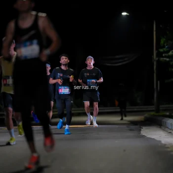 Runner Photo 3618955