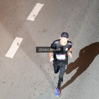 Runner Photo 3618993