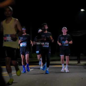 Runner Photo 3618997