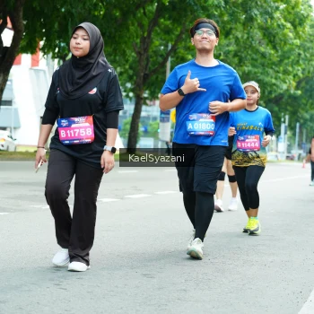 Runner Photo 3619175