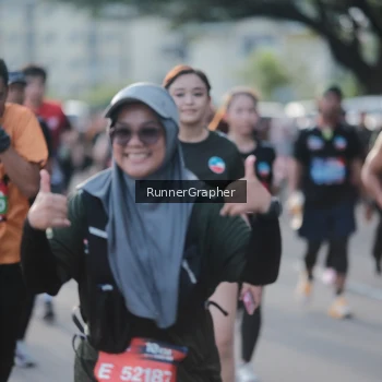 Runner Photo 3619302