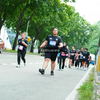 Runner Photo 3619325