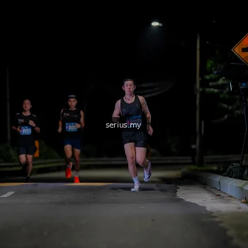 Runner Photo 3619381