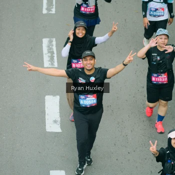 Runner Photo 3619406