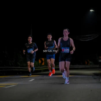 Runner Photo 3619413