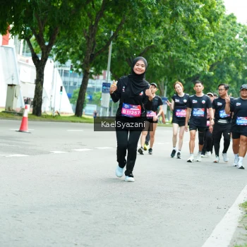 Runner Photo 3619432